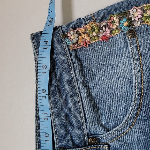 ALTER'D STATE Embroidered Trim Denim Jean Shorts Festival Frayed - Picture 5 of 10